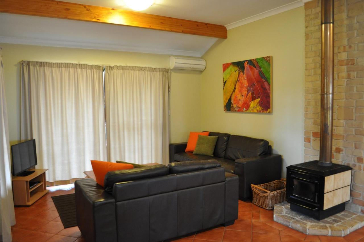 Karri Valley Chalets Pemberton Esterno foto